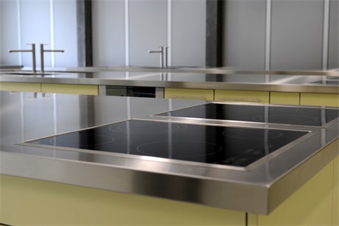 Assemblaggio, saldatura e piegatura acciaio inox e lamiere